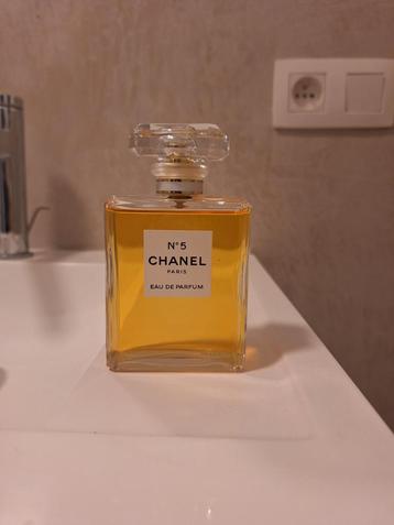 Parfum Chanel numéro 5 neuf