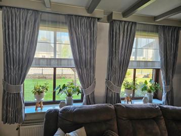 Overgordijnen  beschikbaar voor biedingen