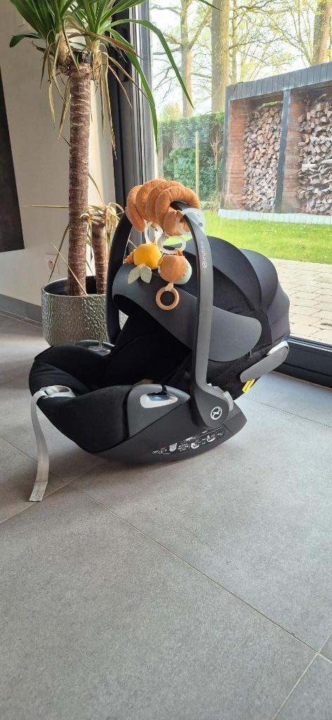 Cybex Cloud Z i-Size Plus, Kinderen en Baby's, Autostoeltjes, Gebruikt, Overige merken, 0 t/m 13 kg, Autogordel of Isofix, Afneembare rugleuning