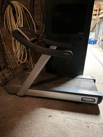 Technogym loopband defect beschikbaar voor biedingen