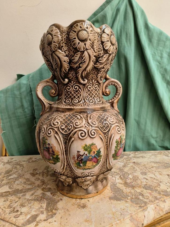 Beige/bruine Italiaanse vaas (37 cm hoog), Antiek en Kunst, Antiek | Vazen, Ophalen