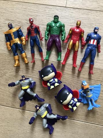 5 Avengers actiefiguren + nog gratis andere poppetjes