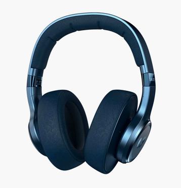 Gloednieuwe koptelefoon  beschikbaar voor biedingen