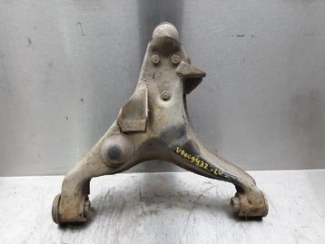 BRAS DE SUSPENSION AVANT GAUCHE (TRIANGLE) Mitsubishi, Utilisé, Mitsubishi
