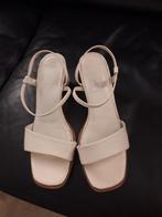 Beige open schoen, Kleding | Dames, Schoenen, Ophalen, Zo goed als nieuw, Beige