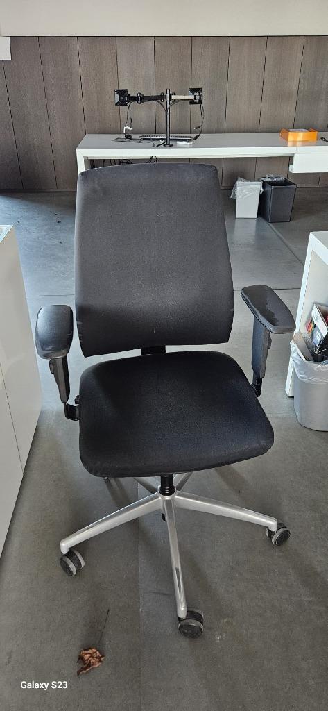Interstuhl 152GX bureaustoel met arm, Huis en Inrichting, Bureaustoelen, Gebruikt, Bureaustoel, Zwart, Ergonomisch, Ophalen of Verzenden