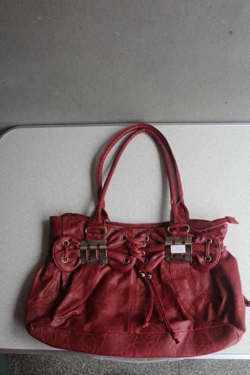 sac à main rouge, Bijoux, Sacs & Beauté, Sacs | Sacs Femme, Sac à main, Rouge, Enlèvement ou Envoi
