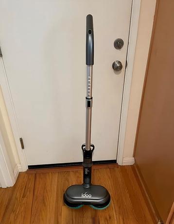Electric Mop, Cordless. Kabelloos dweil beschikbaar voor biedingen