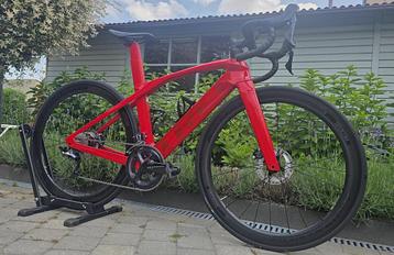 Trek Madone SL6 Ultegra Disc XS + Carbon Wheels beschikbaar voor biedingen