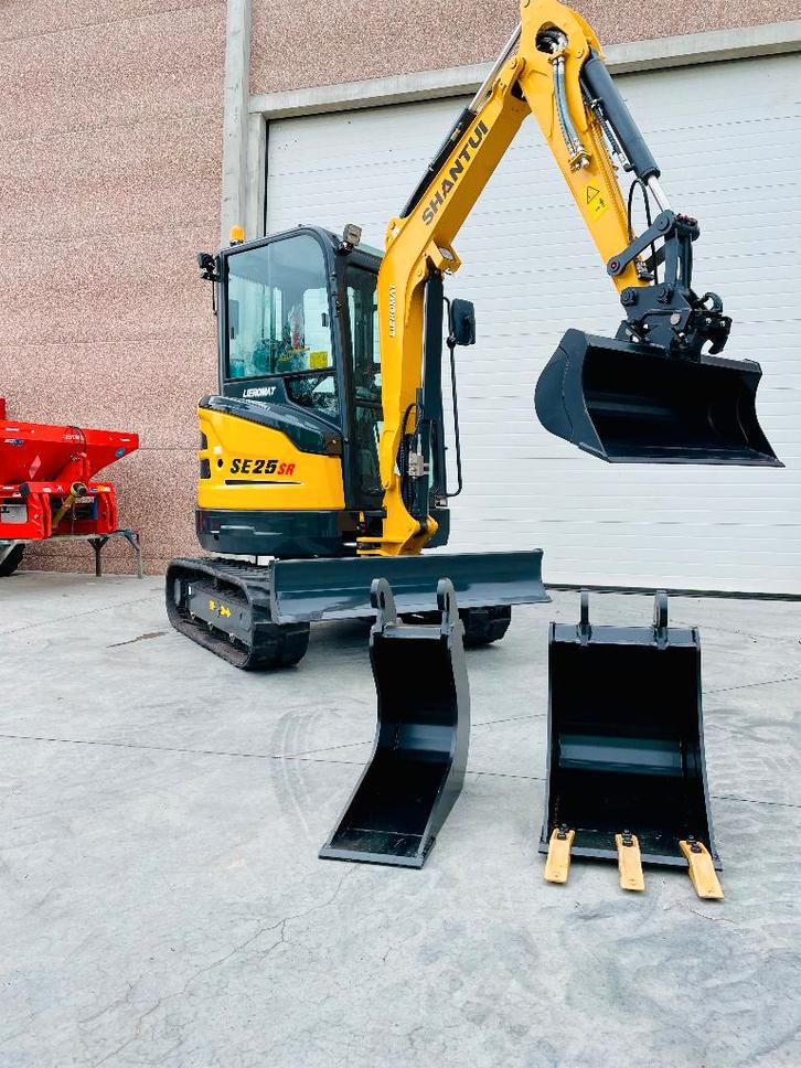 Minigravers - Graafmachines - Shantui 2.5 T Stock, Tuin en Terras, Snoeischaren, Nieuw, Ophalen of Verzenden