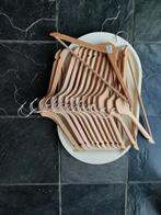 15 houten kleerhangers Bumerang, Huis en Inrichting, Ophalen, Overige typen, Zo goed als nieuw, Minder dan 100 cm