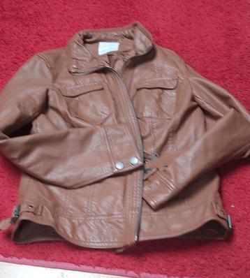 DAMES JASJE beschikbaar voor biedingen