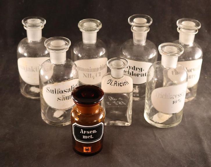 Set antieke apothekersflessen, Antiek en Kunst, Antiek | Glaswerk en Kristal, Ophalen of Verzenden