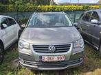VOLKSWAGEN TOURAN 1.4L BENZINE. 7-PLATS. 2400 EURO, Auto's, Volkswagen, Euro 5, Monovolume, Parkeersensor, 7 zetels