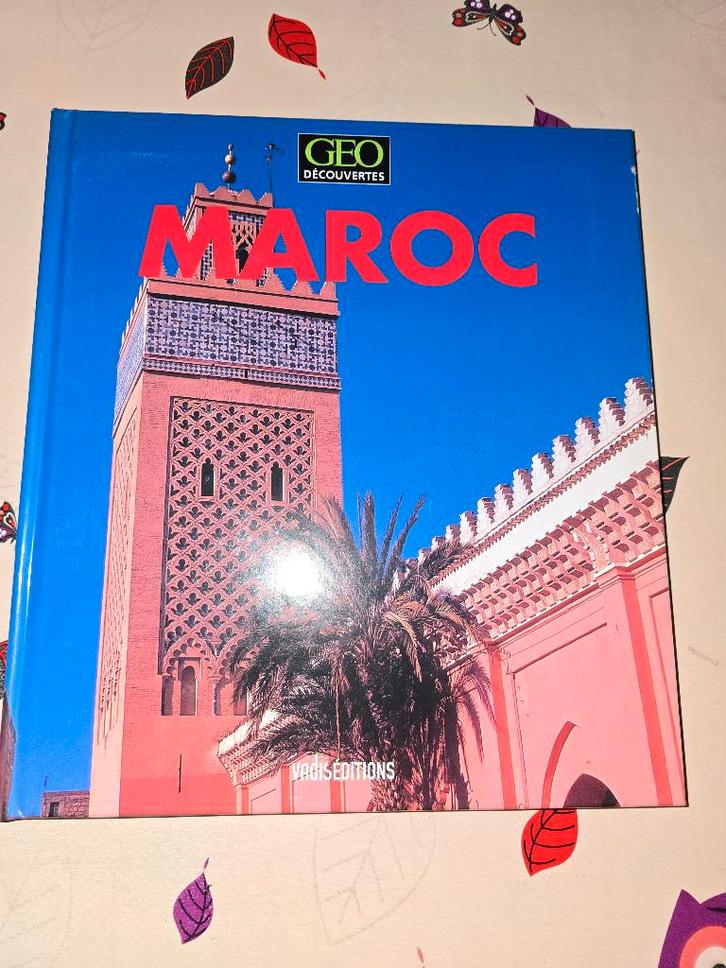 GEO Discoveries MAROC Vadis Editions., Boeken, Reisverhalen, Zo goed als nieuw, Ophalen of Verzenden
