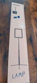 Vloerlamp, Huis en Inrichting, Lampen | Vloerlampen, Ophalen, Nieuw, Metaal