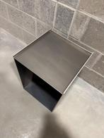 Frama Rivet Box aluminium tafel, Ophalen, Zo goed als nieuw