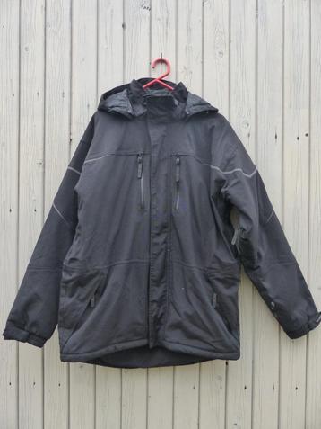 Winter werkjas HELLY HANSEN beschikbaar voor biedingen