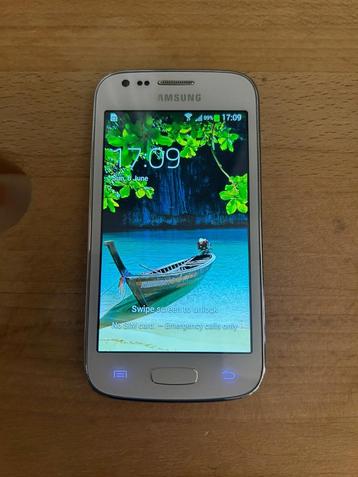 SmartPhone Samsung Galaxy Ace 3 beschikbaar voor biedingen