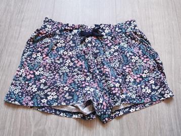 Bloemetjes short H&M - maat 110 beschikbaar voor biedingen