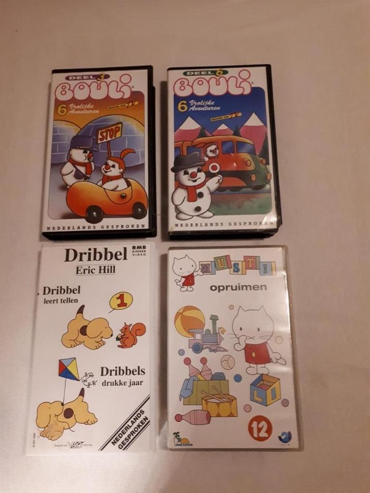 Musti (deel12) + Dribbel - videoband VHS, Cd's en Dvd's, VHS | Kinderen en Jeugd, Gebruikt, Alle leeftijden, Verzenden