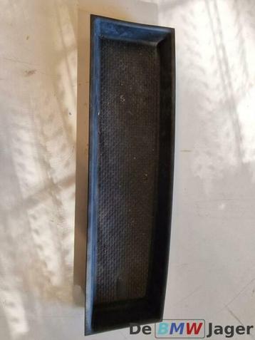 Opbergvak middenconsole zwart BMW 7-serie E65 51167011616 beschikbaar voor biedingen