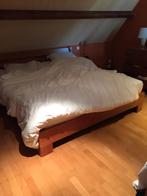 Modern design houten bed 180 x 200, Huis en Inrichting, Ophalen