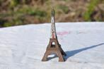 tour eiffel metallique avec thermomètre, Antiquités & Art, Enlèvement ou Envoi