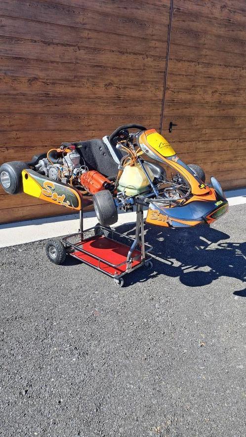 Karting kz 125 vitesse, Sport en Fitness, Karting, Zo goed als nieuw, Kart, Ophalen of Verzenden