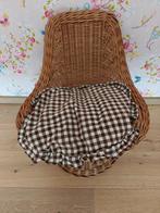 Retro rieten kinderstoel, Kinderen en Baby's, Kinderstoelen, Ophalen, Zo goed als nieuw, Overige typen