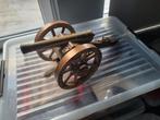 Canon en cuivre et bois, Ophalen