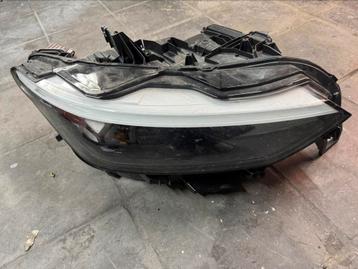 VW ID7 LED-koplamp beschikbaar voor biedingen
