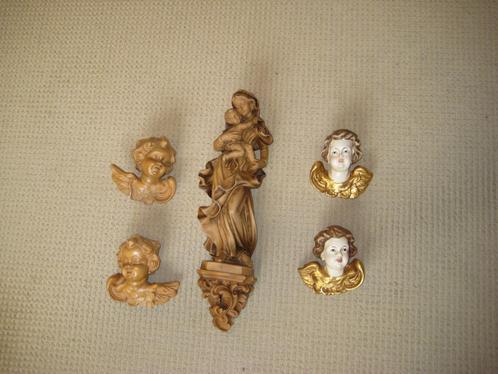 Ensemble de figurines religieuses  scultées main en bois (va, Antiek en Kunst, Kunst | Beelden en Houtsnijwerken, Ophalen of Verzenden