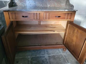 Dressoir beschikbaar voor biedingen