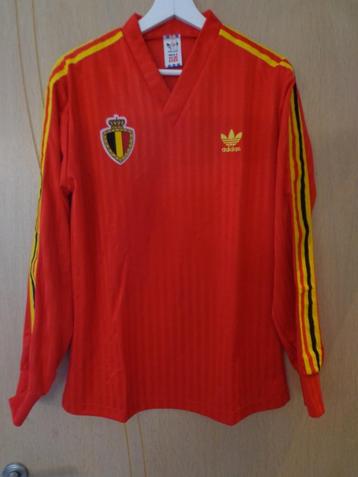 Adidas Red Devils-shirt uit 1990 + korte broek en sokken! beschikbaar voor biedingen