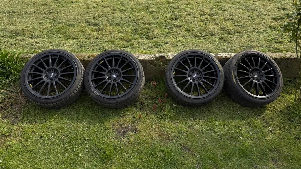 4 Jantes ATS et Pneus Hankook 205/40ZR18, Autos : Pièces & Accessoires, Pneus & Jantes, Pneus et Jantes, Pneus été, 18 pouces