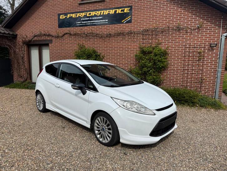 Ford fiesta 1.4 sport, Autos, Ford, Entreprise, Fiësta, ABS, Airbags, Air conditionné, Ordinateur de bord, Verrouillage central