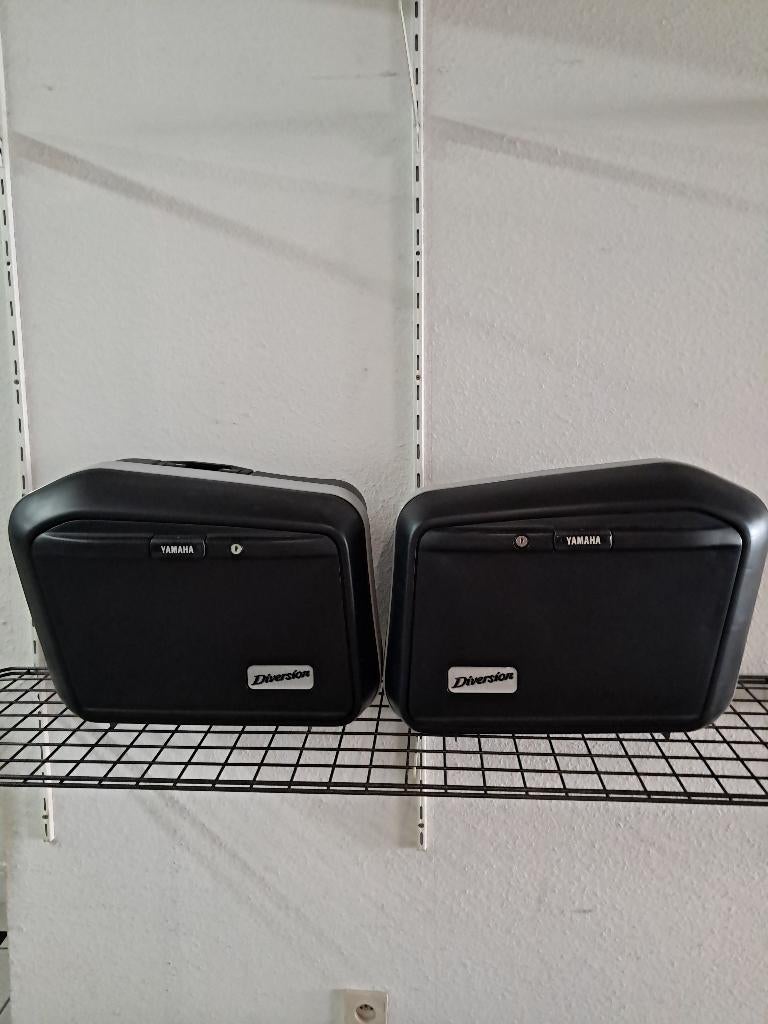 Valises latérales YAMAHA DIVERSION, Enlèvement, Neuf