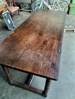 18e eeuwse Spaanse kastanjehouten tafel, Antiek en Kunst, Ophalen