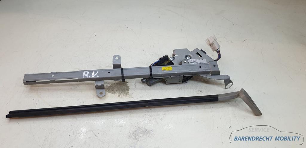 Indicateur de ceinture de s curit Mercedes CLK W209 avant dr, Autos : Pièces & Accessoires, Mercedes-Benz AG, Mercedes-Benz, Utilisé