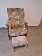 Zetel met voetbankje in heel goede staat, Huis en Inrichting, Fauteuils, Ophalen