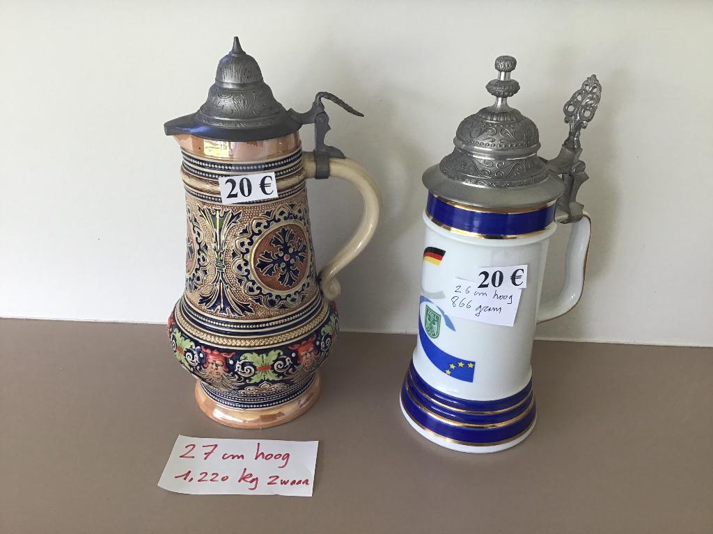 2 antieke bier- of wijnkruiken met deksel aan 20 €, Ophalen of Verzenden