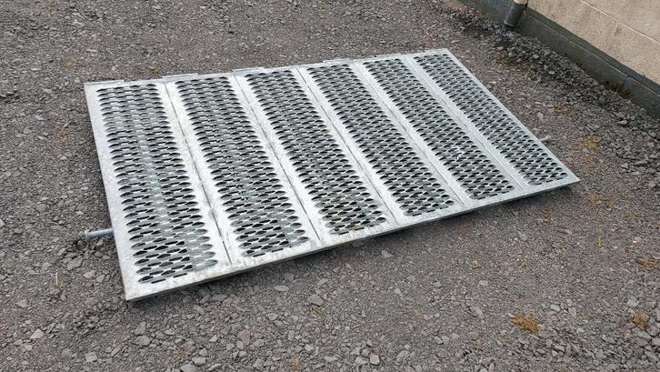 Rampe de chargement en acier galvanisé, Autos : Divers, Remorques Pièces, Neuf, Enlèvement