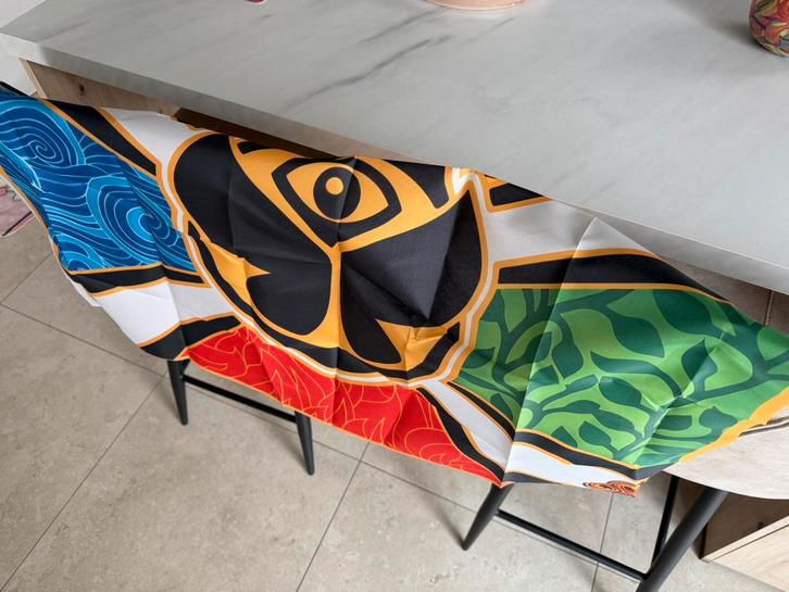 Drapeau Tomorrowland 90 x 50 cm - rétro vintage mancave, Collections, Marques & Objets publicitaires, Neuf, Panneau publicitaire