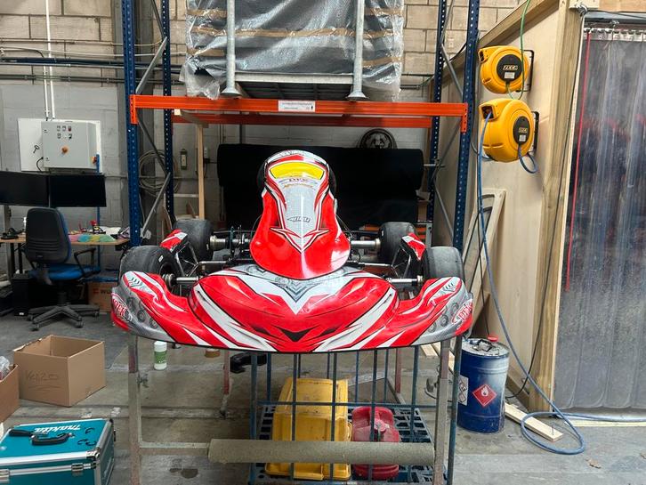 Falcon Charlotte rollend chassis, Sport en Fitness, Karting, Zo goed als nieuw, Ophalen