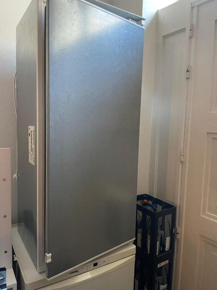 Frigo bosh encastrable, Electroménager, Réfrigérateurs & Frigos, Utilisé, Sans bac à congélation, 100 à 150 litres, Classe énergétique A ou plus économe