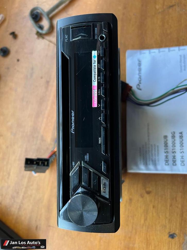 Radio CD Usb Pioneer DEH-S100UB RDS, Autos : Divers, Autoradios, Utilisé, Enlèvement ou Envoi