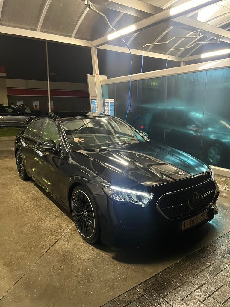 Nouveau modèle E - classe E200., Autos, Mercedes-Benz, Particulier, Classe E, Caméra 360°, ABS, Caméra de recul, Phares directionnels