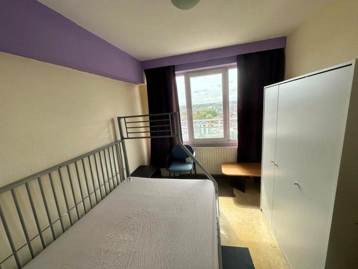 Ruime privékamer met prachtig uitzicht – Ideaal voor student, Immo, Appartementen en Studio's te huur, Brussel, 20 tot 35 m²