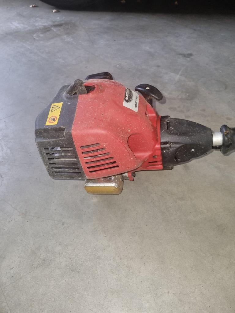 Débroussailleuse à essence Matrix BMT 750, fonctionne de man, Jardin & Terrasse, Enlèvement, Essence